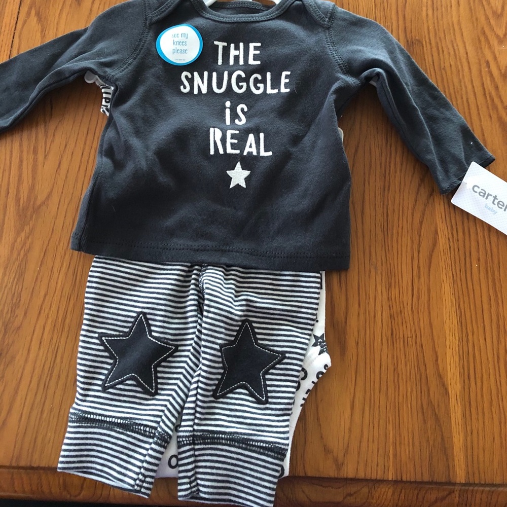 NWT  3 piece newborn size set